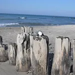 Hotel Zur Ostsee 4*