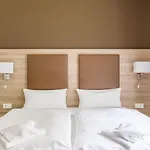 Hotel Zur Ostsee 4*