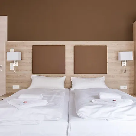Zur Ostsee 4*