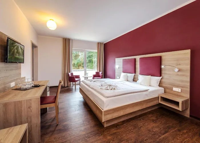 ホテル Zur Ostsee 4*
