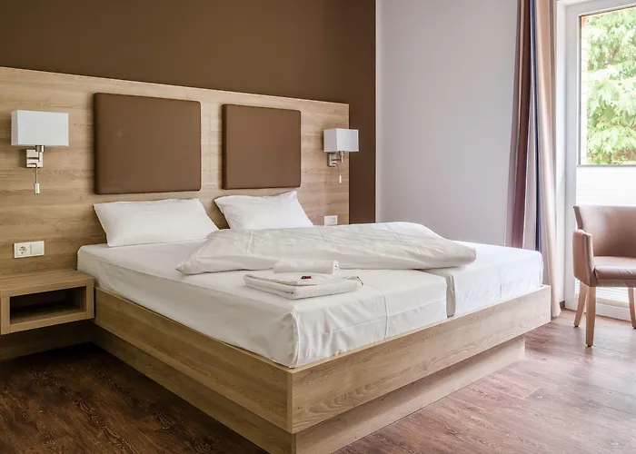 Zur Ostsee ホテル 4*
